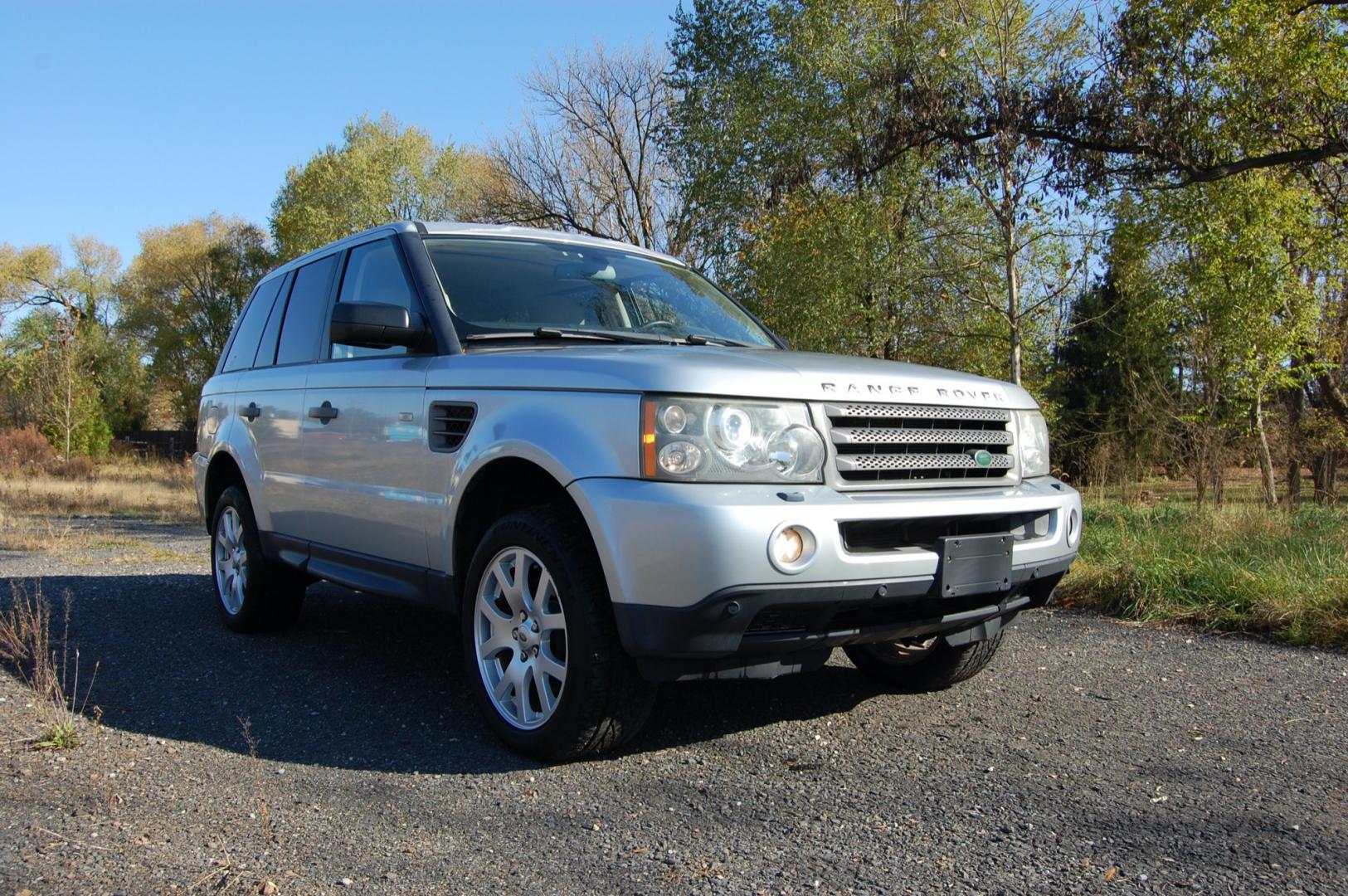 2009 Silver /Beige Leather Land Rover Range Rover Sport HSE (SALSK25419A) with an 4.4L V8 DOHC 32V engine, Automatic transmission, located at 6528 Lower York Road, New Hope, PA, 18938, (215) 862-9555, 40.358707, -74.977882 - Here we have a nice Range Rover Sport with a 4.4L V8 putting power to all four wheels via an automatic shifting transmission. The interior offers beige leather with wood trim, keyless entry, dual climate controls, heated seats front and back, AM/FM/CD/AUX radio with navigation, Harman/Kardon speaker - Photo#0